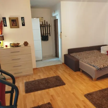 čermáň Apartman